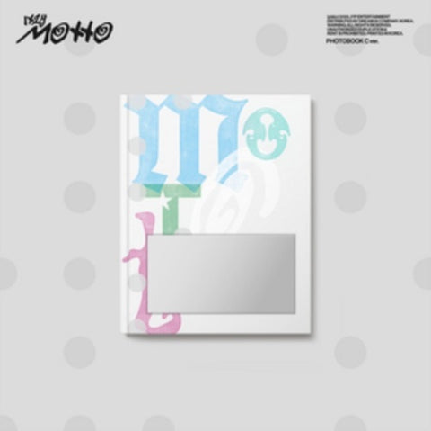 ITZY Motto Photobook C ver New CD + Sticker + Stickers + Photo Book Presale